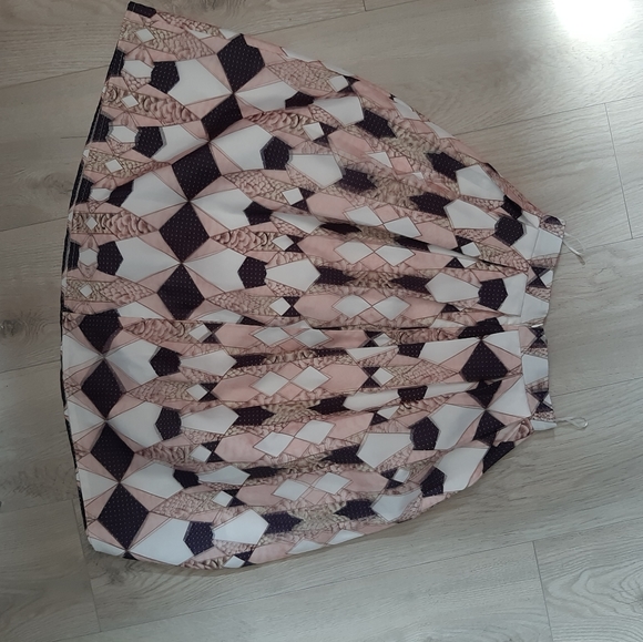 A frame skirt
